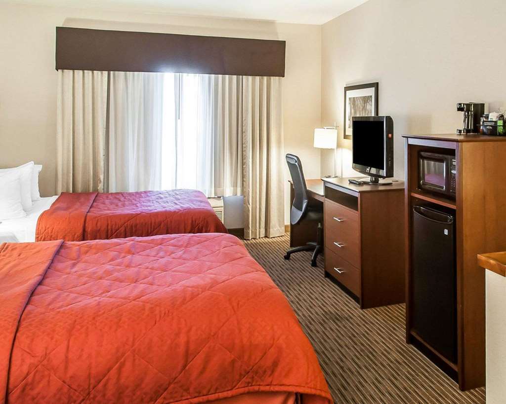 Quality Inn & Suites University Fort Collins Room photo